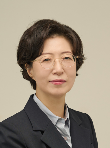 박현영